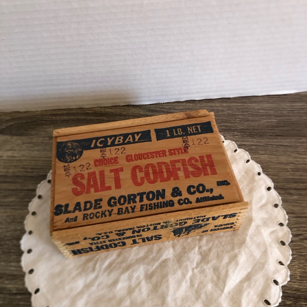 Vtg Salt Cod Fish Wooden Box